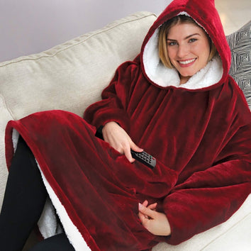 Sweat-Plaid polaire à capuche et poche en microfibre et peluche - Livraison Offerte